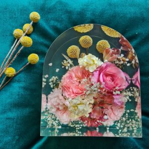 bloemen in epoxy: boog / koesterkei/ bol